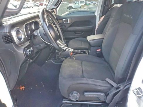 Used 2021 Jeep Wrangler Unlimited Sahara w/ Safety Group image 5