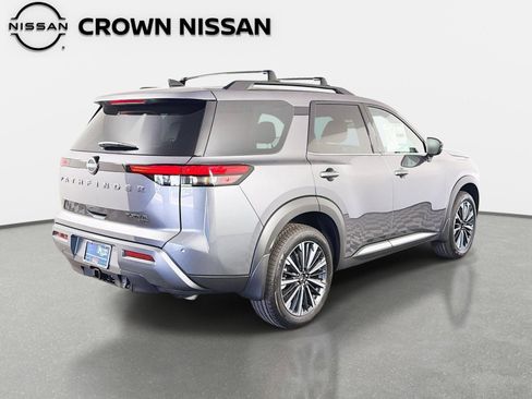 New 2026 Nissan Pathfinder Platinum AWD/4WD image 5