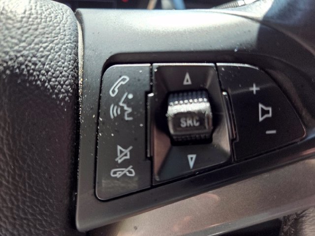 Used 2019 Chevrolet Trax LT w/ LT Convenience Package AWD/4WD image 26