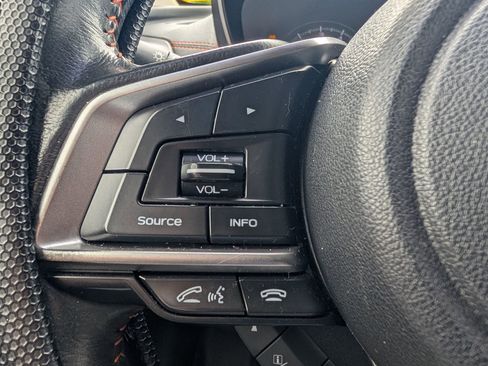 Used 2020 Subaru Crosstrek 2.0i Premium image 14