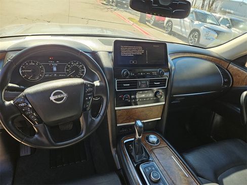 Used 2024 Nissan Armada SL image 16