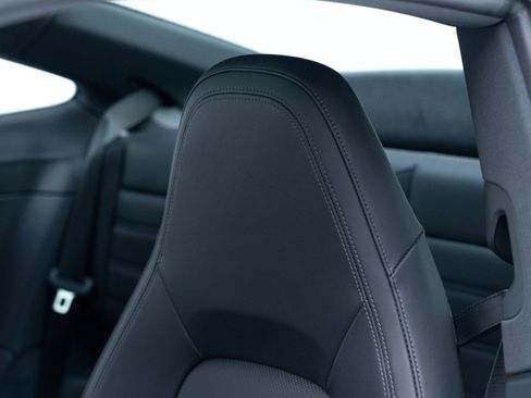 Used 2021 Porsche 911 Carrera image 18