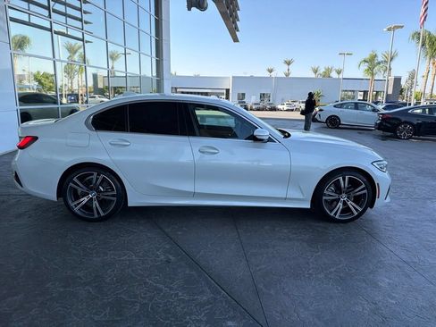 Used 2021 BMW 330i Sedan w/ Convenience Package RWD image 3