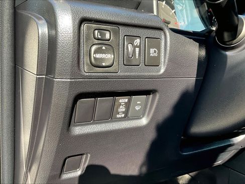Certified 2023 Toyota 4Runner SR5 Premium w/ Moonroof Package AWD/4WD image 33