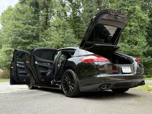 Used 2013 Porsche Panamera GTS AWD/4WD image 4
