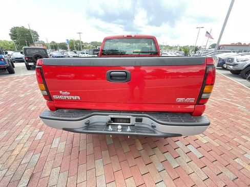 Used 2006 GMC Sierra 1500 W/T RWD image 17