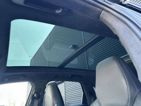 Certified 2023 Porsche Cayenne Turbo image 13