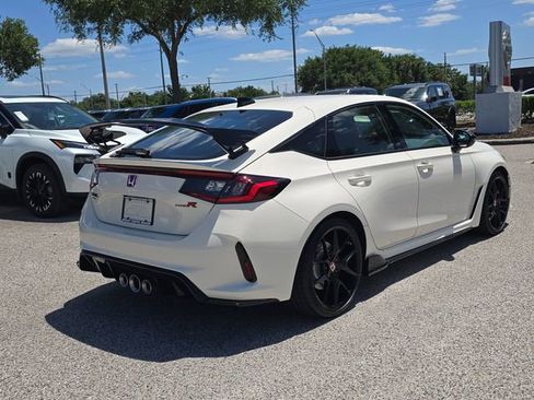 Used 2023 Honda Civic Type R image 8