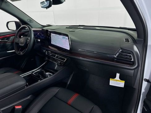 New 2026 Chevrolet Traverse RS AWD/4WD image 33