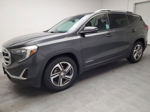 Used 2020 GMC Terrain SLT FWD image 2