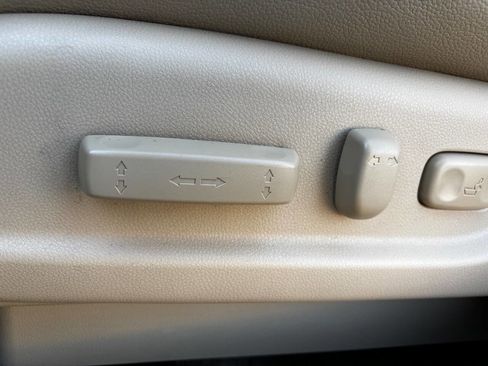 Used 2010 Honda Accord EX-L image 17