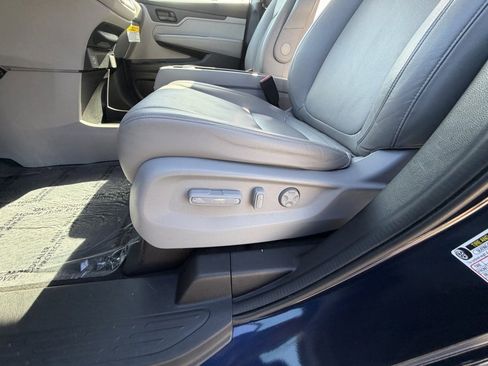 Certified 2024 Honda Odyssey EX-L image 24