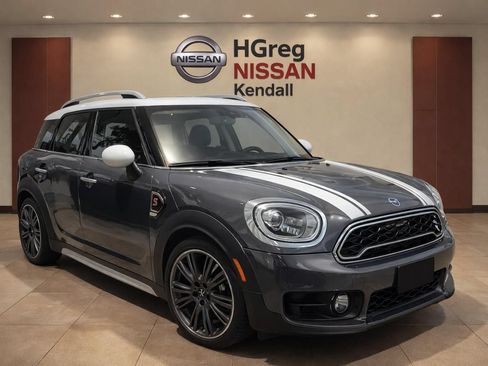 Used 2019 MINI Cooper Countryman S FWD image 3