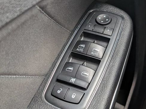 Used 2017 Dodge Charger R/T Scat Pack w/ Driver Confidence Group RWD image 29