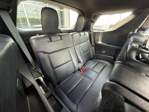 Used 2025 Ford Explorer ST w/ Sun And Sound Package AWD/4WD image 11