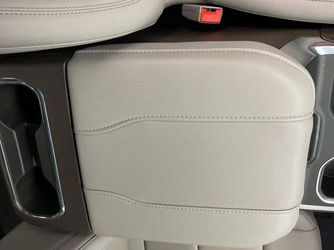 Used 2024 GMC Sierra 1500 SLT w/ SLT Premium Plus Package image 10