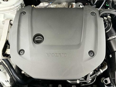 Used 2022 Volvo XC60 B6 Inscription w/ Advanced Package image 29