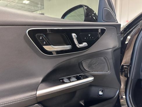 Used 2022 Mercedes-Benz C 300 4MATIC Sedan image 12
