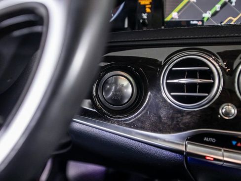 Used 2015 Mercedes-Benz S 550 Sedan image 32