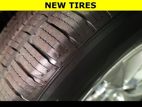 Used 2021 Chevrolet Silverado 1500 LTZ w/ LTZ Premium Package image 7