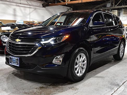 Used 2020 Chevrolet Equinox LT FWD image 3