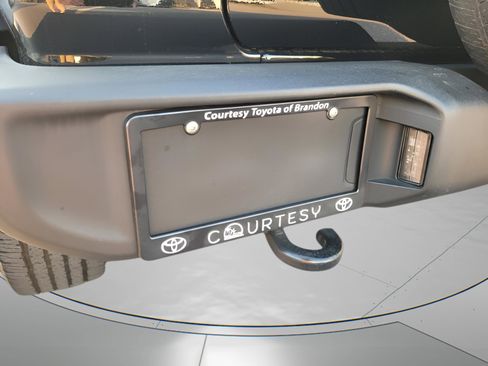 Used 2021 Jeep Wrangler Islander image 26