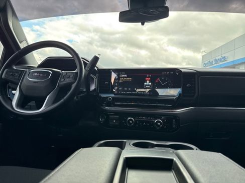 Used 2023 GMC Sierra 1500 Elevation image 15