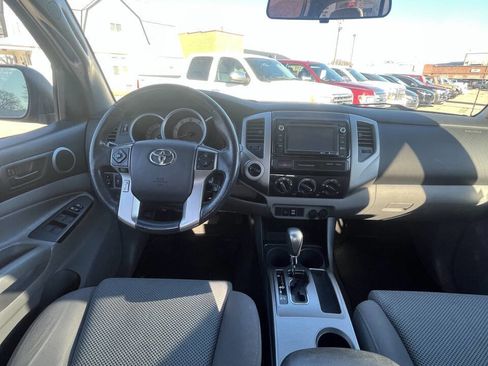Used 2015 Toyota Tacoma 4x4 Double Cab w/ TRD Off-Road Package image 20