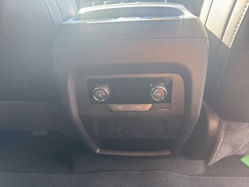 New 2026 Chevrolet Traverse LT w/ Midnight/Sport Edition image 14