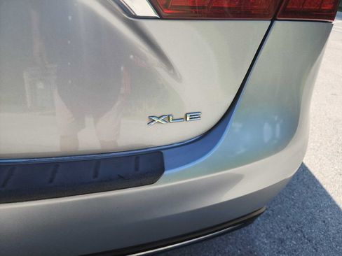 Used 2017 Toyota Avalon XLE FWD image 7