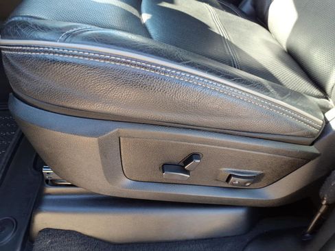 Used 2022 RAM 2500 Limited w/ Towing Technology Group image 4