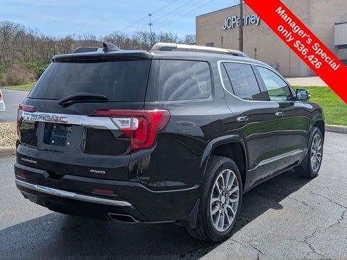 Used 2023 GMC Acadia Denali w/ Denali Ultimate Package AWD/4WD image 7