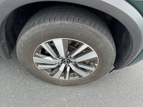 Used 2025 Nissan Pathfinder SL AWD/4WD image 22