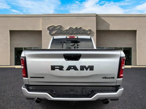 Used 2025 RAM 1500 Big Horn AWD/4WD image 4