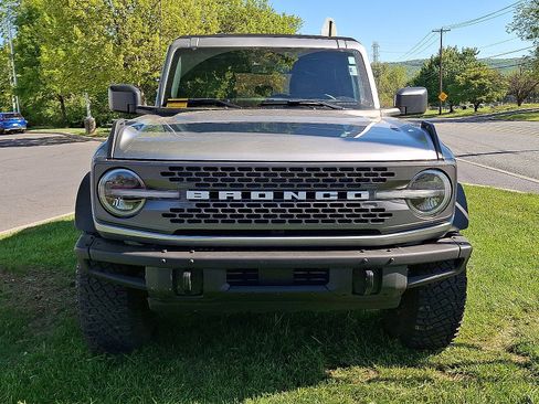 Used 2022 Ford Bronco Badlands w/ Sasquatch Package AWD/4WD image 2