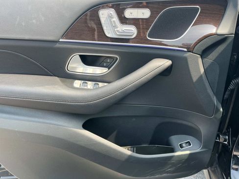 Certified 2025 Mercedes-Benz GLE 350 4MATIC image 17