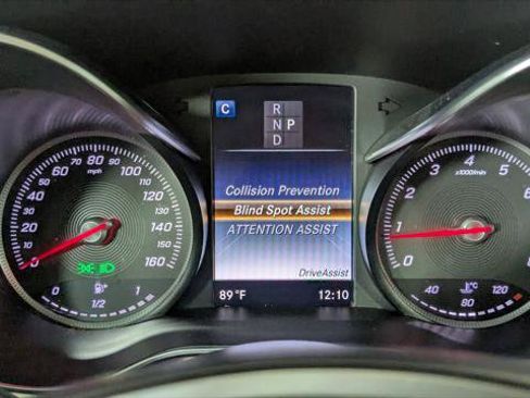 Used 2017 Mercedes-Benz GLC 300 4MATIC image 27