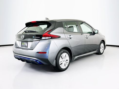 Used 2022 Nissan Leaf S FWD image 9