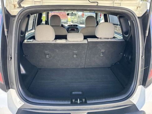 Used 2015 Kia Soul Base image 18