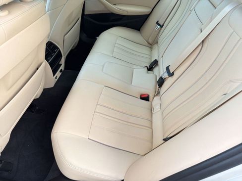 Used 2019 BMW 530i w/ Convenience Package RWD image 15