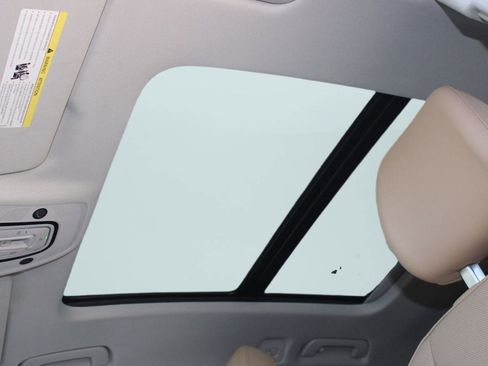 Used 2024 Audi Q8 Premium Plus image 14