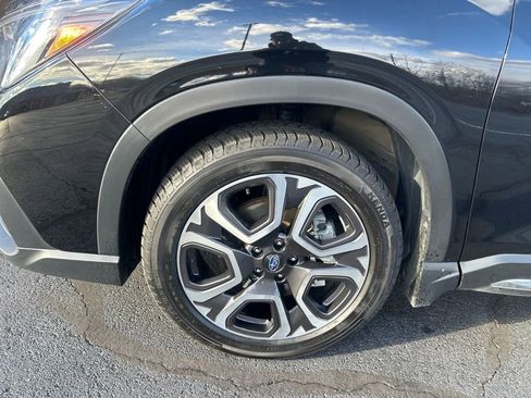 Used 2023 Subaru Ascent Touring image 28