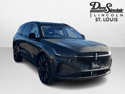 New 2026 Lincoln Nautilus Black Label w/ Jet Appearance Package image 3
