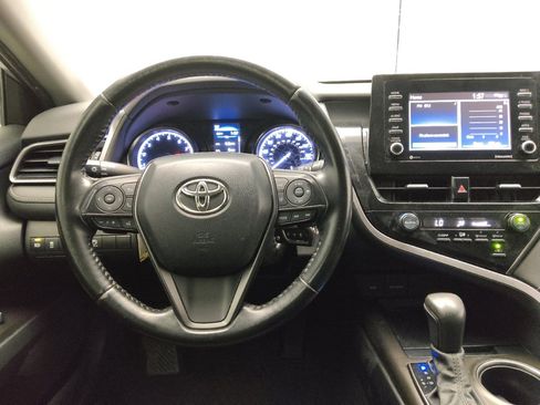 Used 2021 Toyota Camry SE image 22