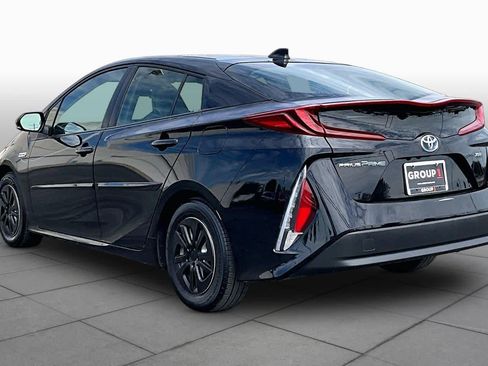 Used 2022 Toyota Prius Prime XLE FWD image 11