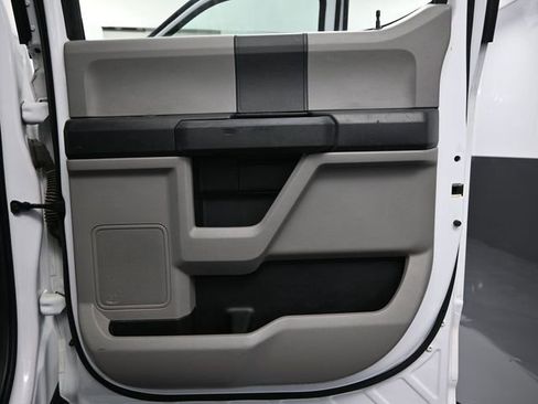 Used 2019 Ford F250 XL w/ Power Equipment Group image 45