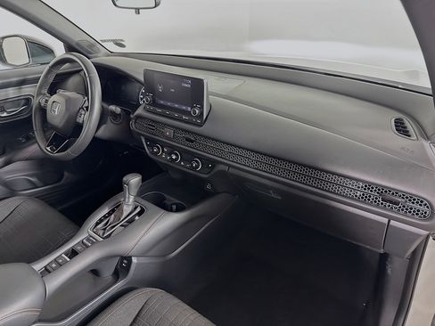 Used 2024 Honda HR-V Sport image 35