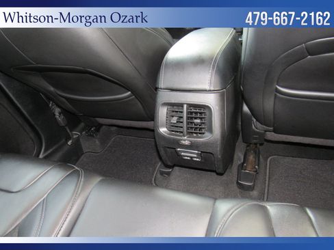 Used 2019 Jeep Cherokee Latitude Plus FWD image 29