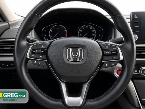 Used 2018 Honda Accord Touring image 13
