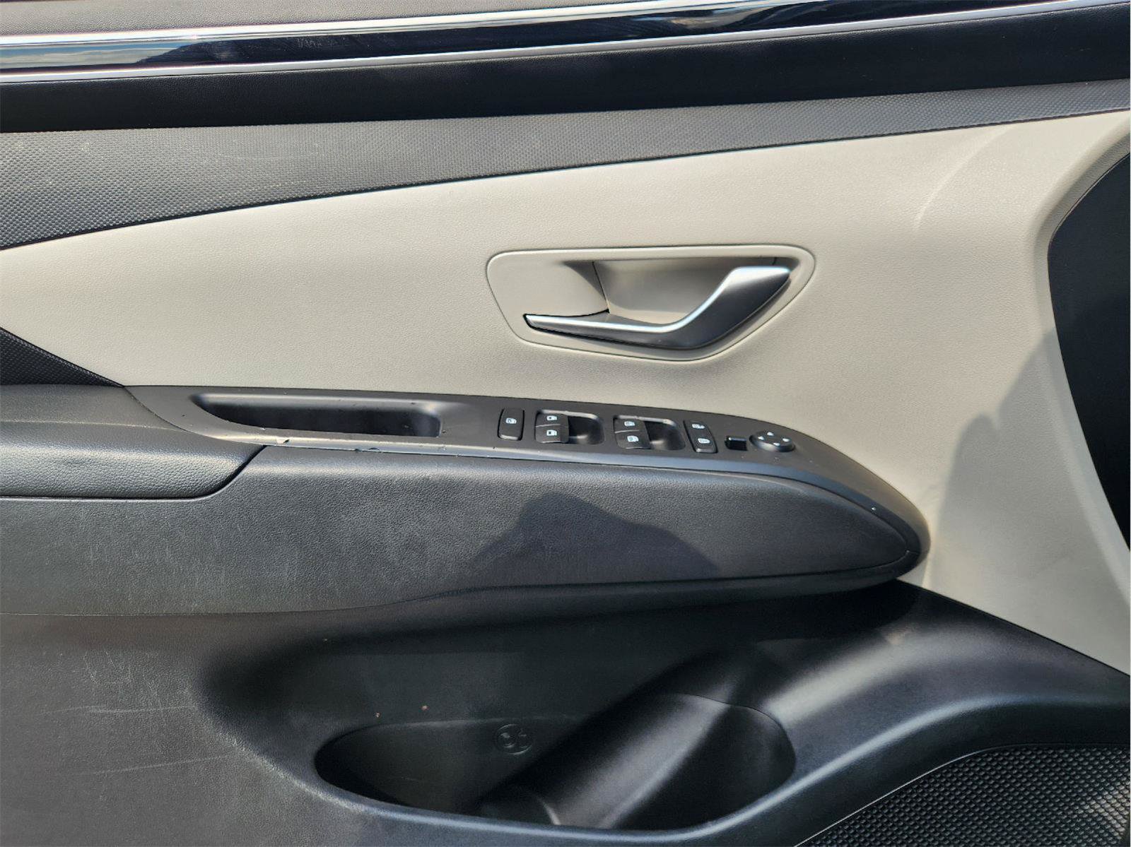 Used 2022 Hyundai Tucson SEL FWD image 23